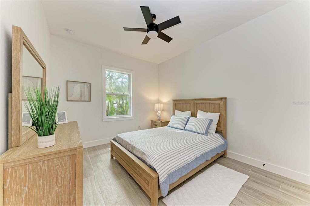 For Sale: $1,475,000 (3 beds, 2 baths, 2512 Square Feet)