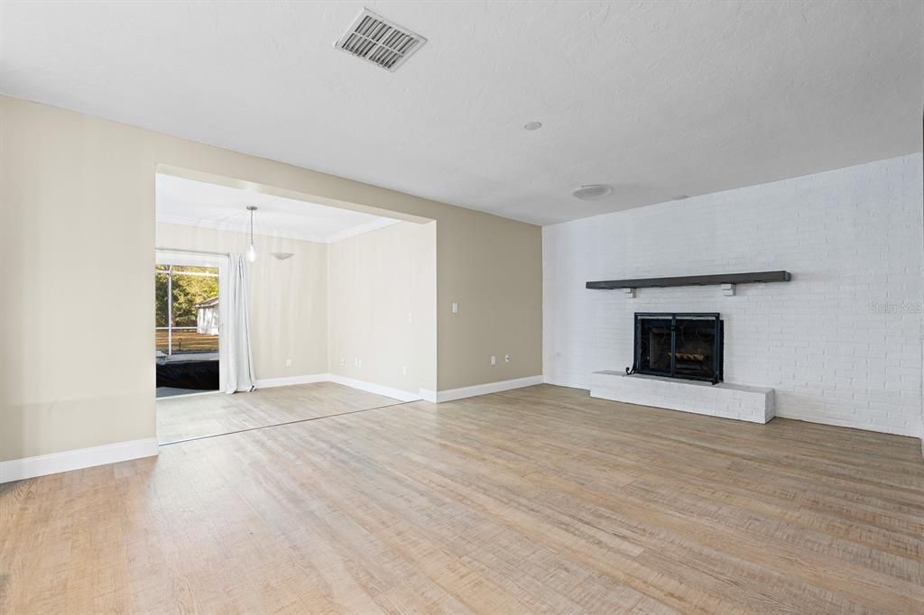 待售: $719,000 (3 贝兹, 2 浴室, 2340 平方英尺)