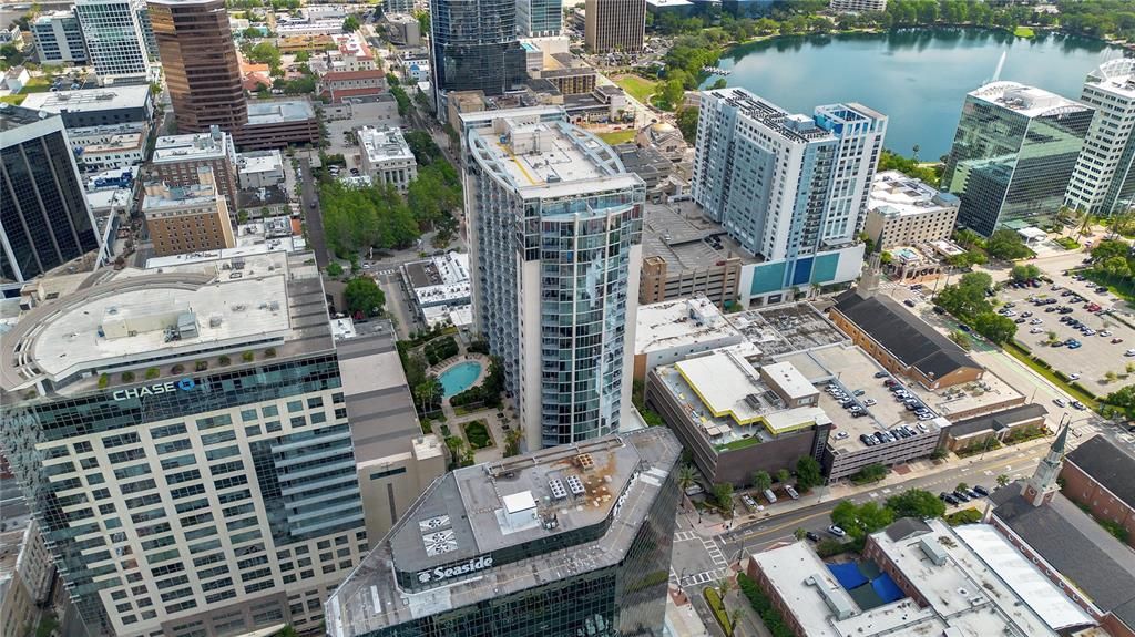 For Sale: $205,000 (1 beds, 1 baths, 615 Square Feet)