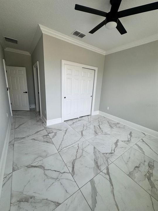 В аренду: $2,850 (5 спален, 3 ванн, 3006 Квадратных фут)