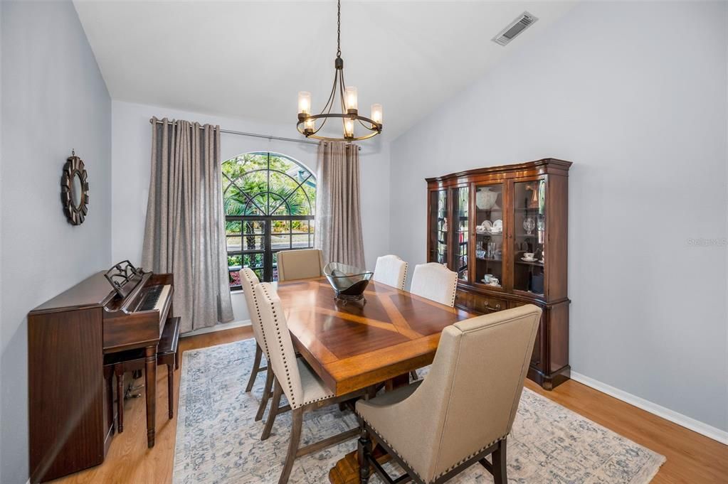 En Venta: $850,000 (4 camas, 3 baños, 2984 Pies cuadrados)