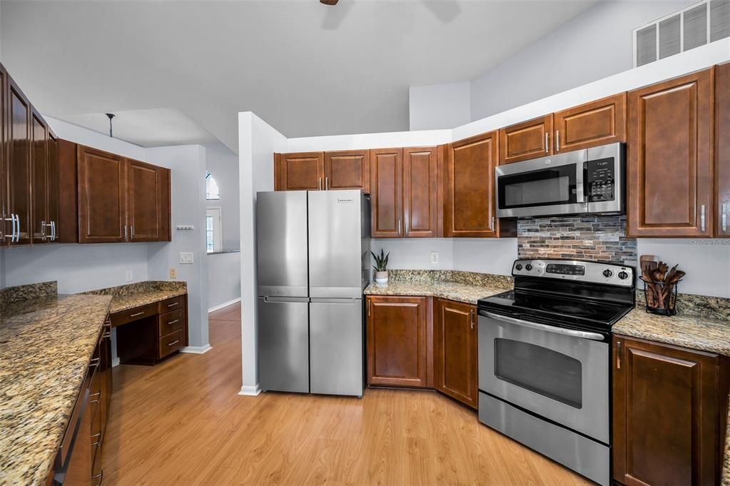 En Venta: $850,000 (4 camas, 3 baños, 2984 Pies cuadrados)