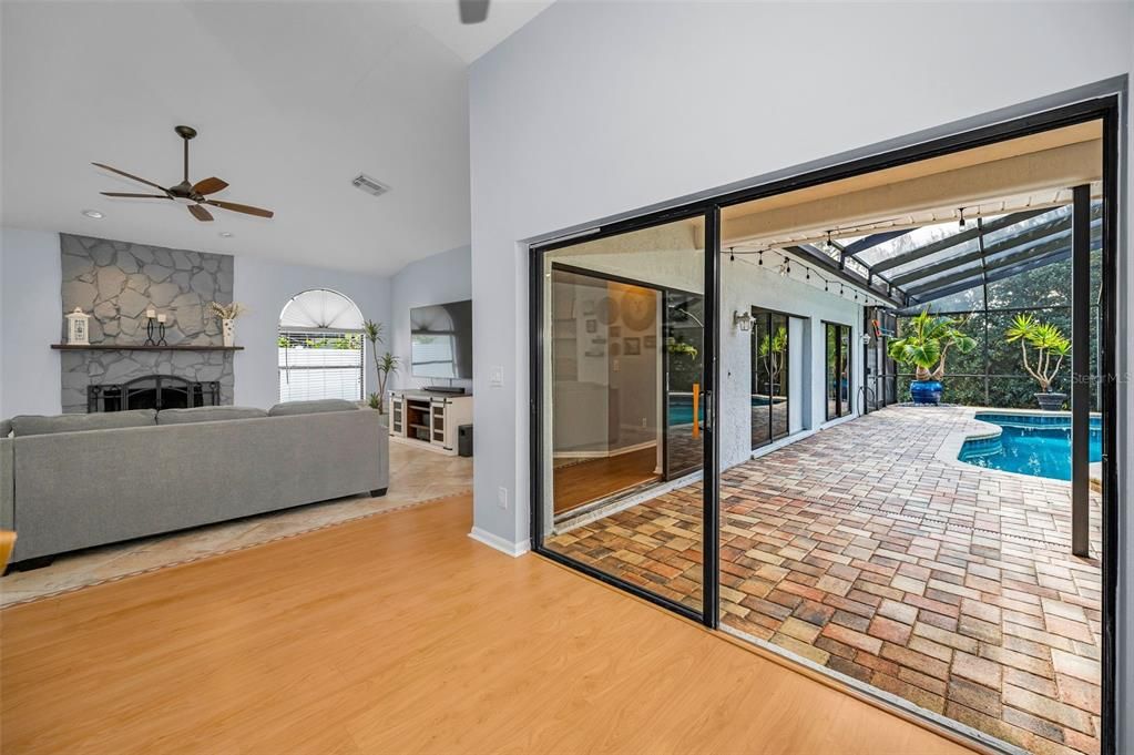 En Venta: $850,000 (4 camas, 3 baños, 2984 Pies cuadrados)