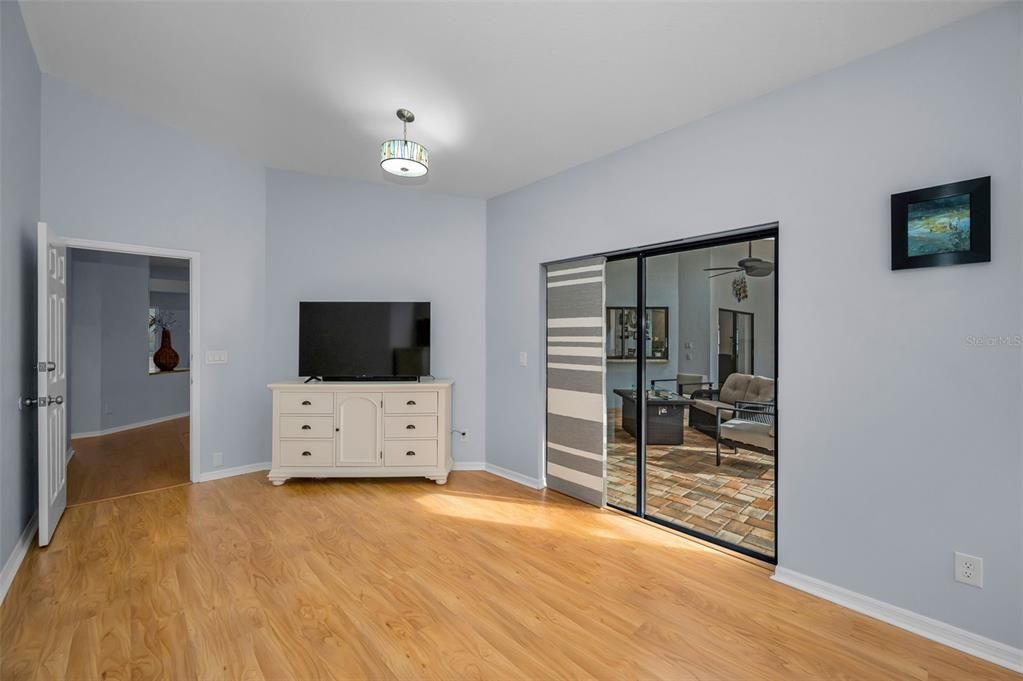 En Venta: $850,000 (4 camas, 3 baños, 2984 Pies cuadrados)