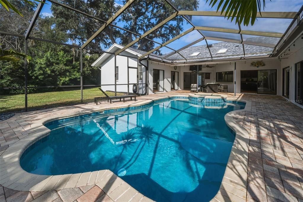 En Venta: $850,000 (4 camas, 3 baños, 2984 Pies cuadrados)