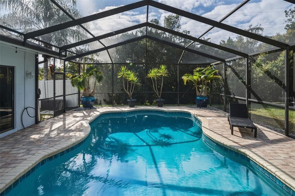 En Venta: $850,000 (4 camas, 3 baños, 2984 Pies cuadrados)