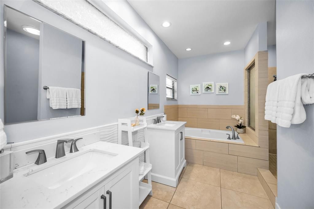 En Venta: $850,000 (4 camas, 3 baños, 2984 Pies cuadrados)