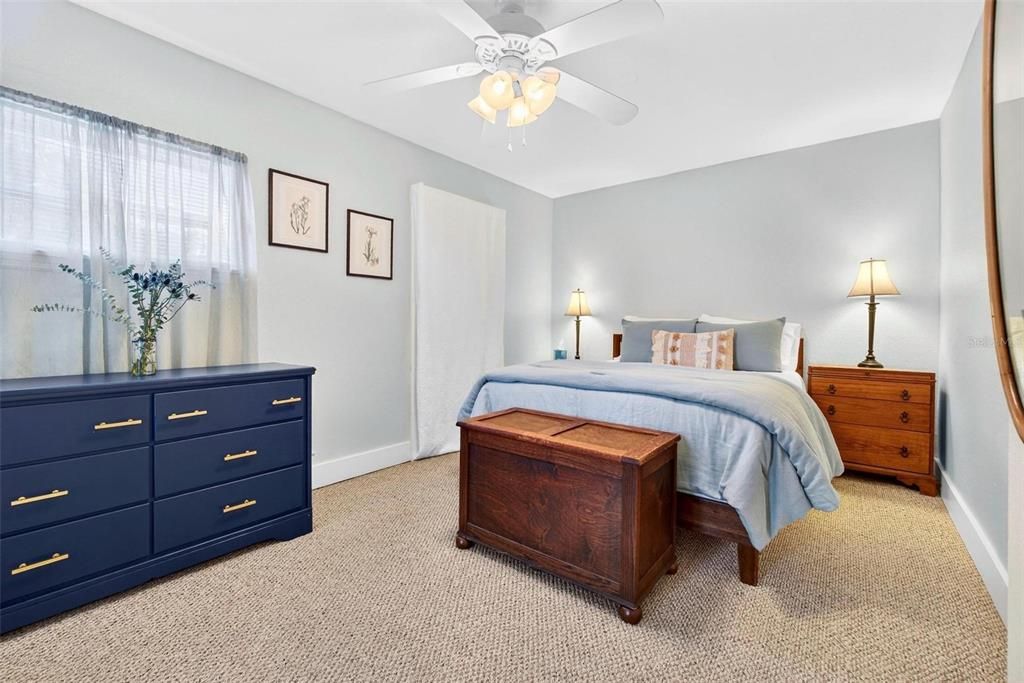 For Rent: $2,000 (1 beds, 1 baths, 680 Square Feet)