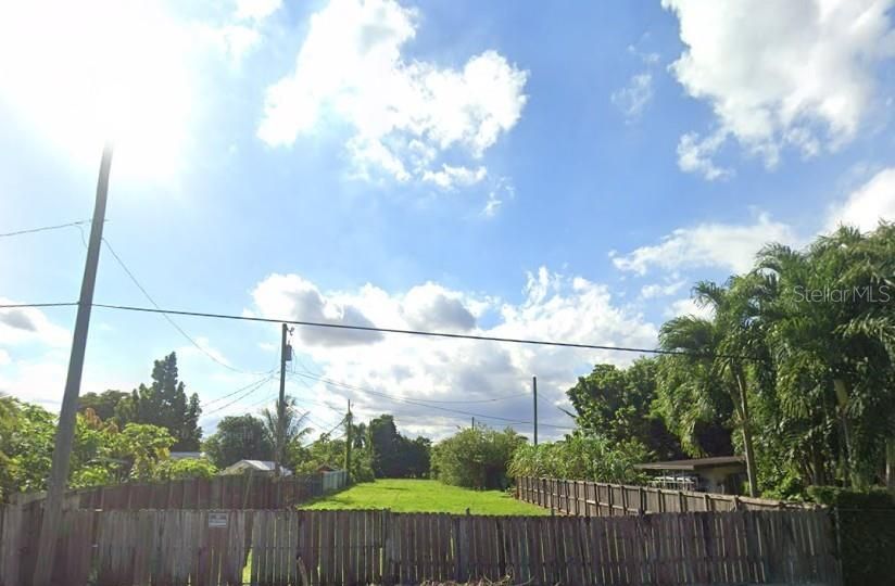 For Sale: $199,999 (0.33 acres)