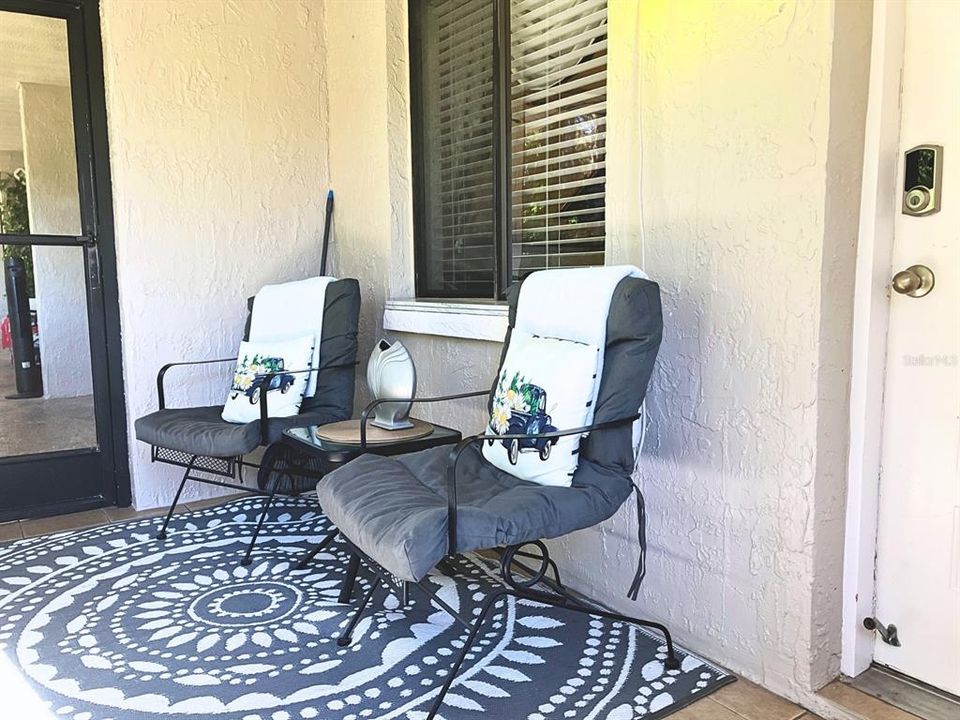 待售: $159,900 (1 贝兹, 1 浴室, 456 平方英尺)