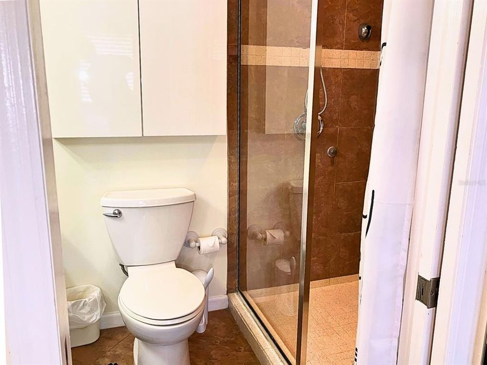 待售: $159,900 (1 贝兹, 1 浴室, 456 平方英尺)