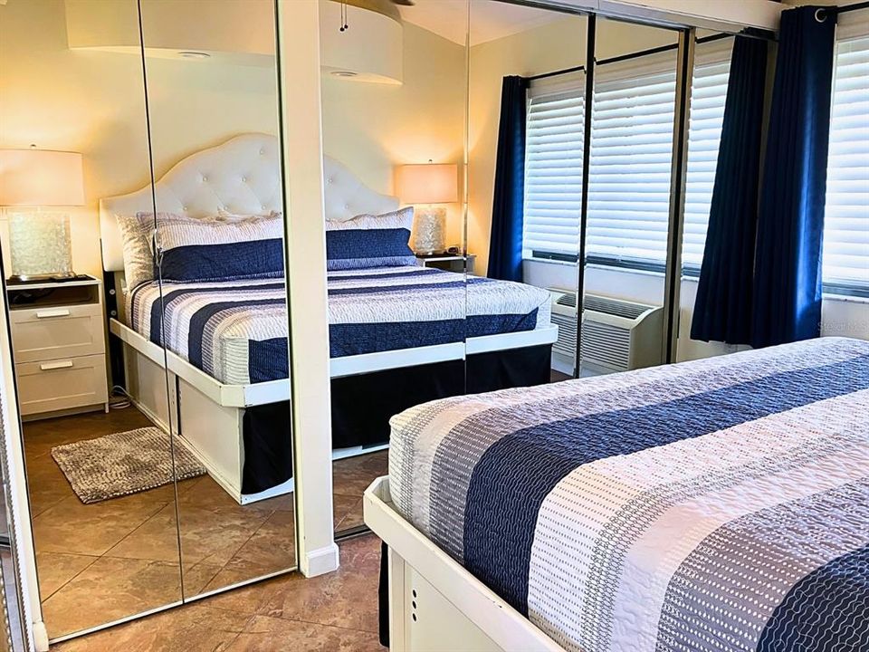 待售: $159,900 (1 贝兹, 1 浴室, 456 平方英尺)