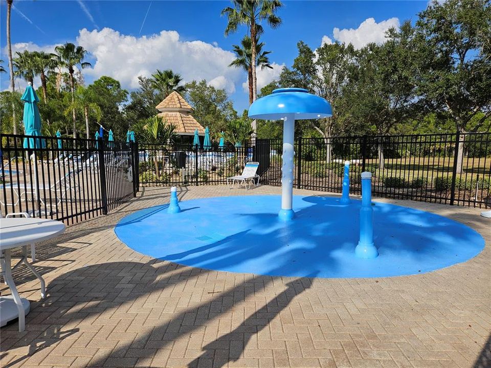 出租: $3,300 (3 贝兹, 2 浴室, 2081 平方英尺)