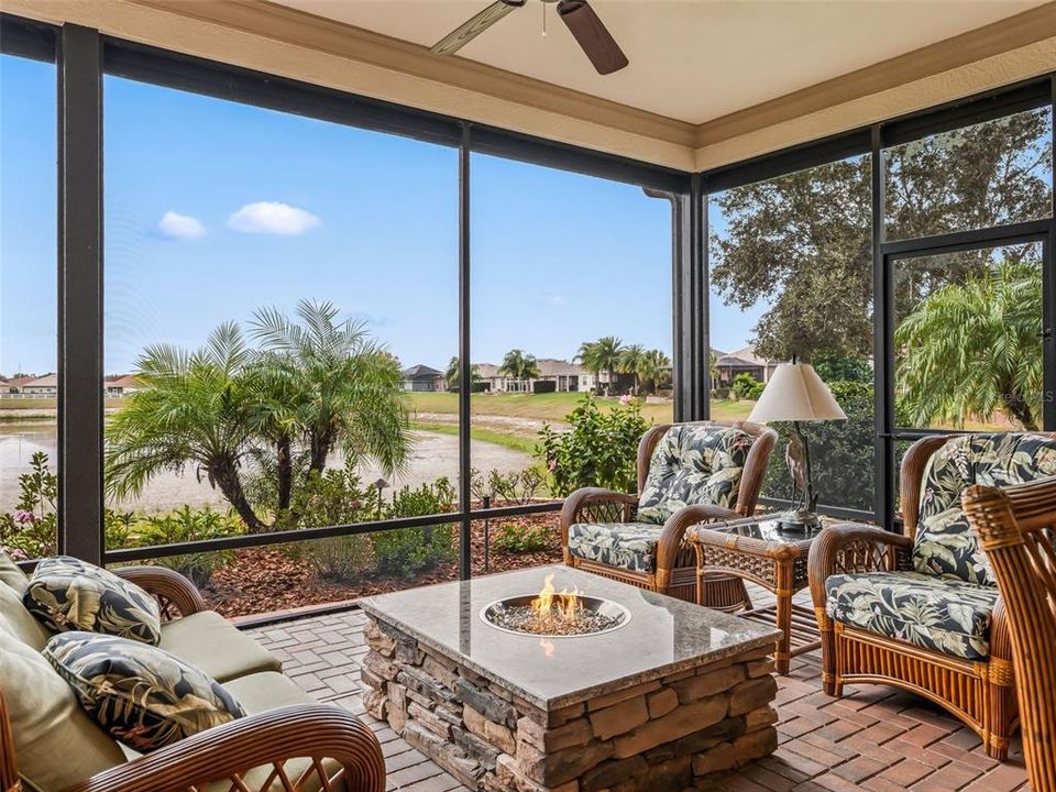 На продажу: $595,000 (3 спален, 2 ванн, 2195 Квадратных фут)