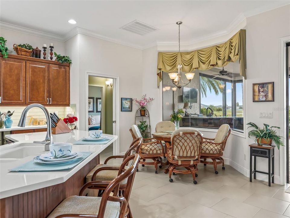 На продажу: $595,000 (3 спален, 2 ванн, 2195 Квадратных фут)