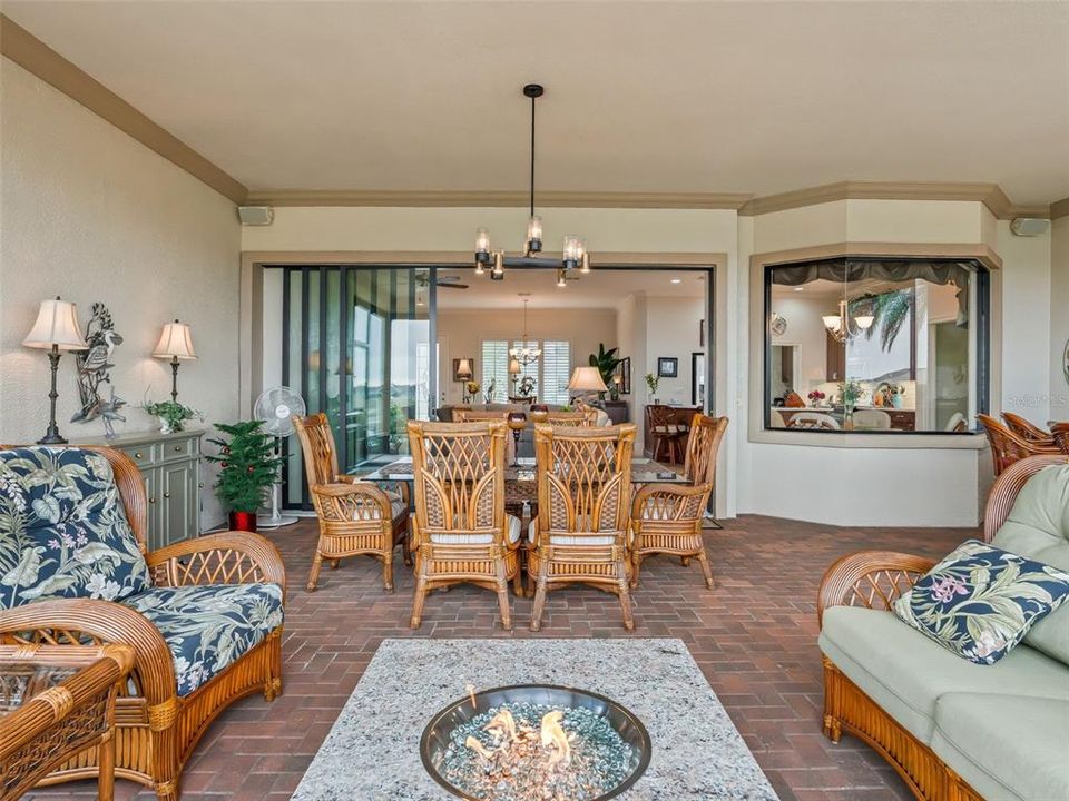 На продажу: $595,000 (3 спален, 2 ванн, 2195 Квадратных фут)