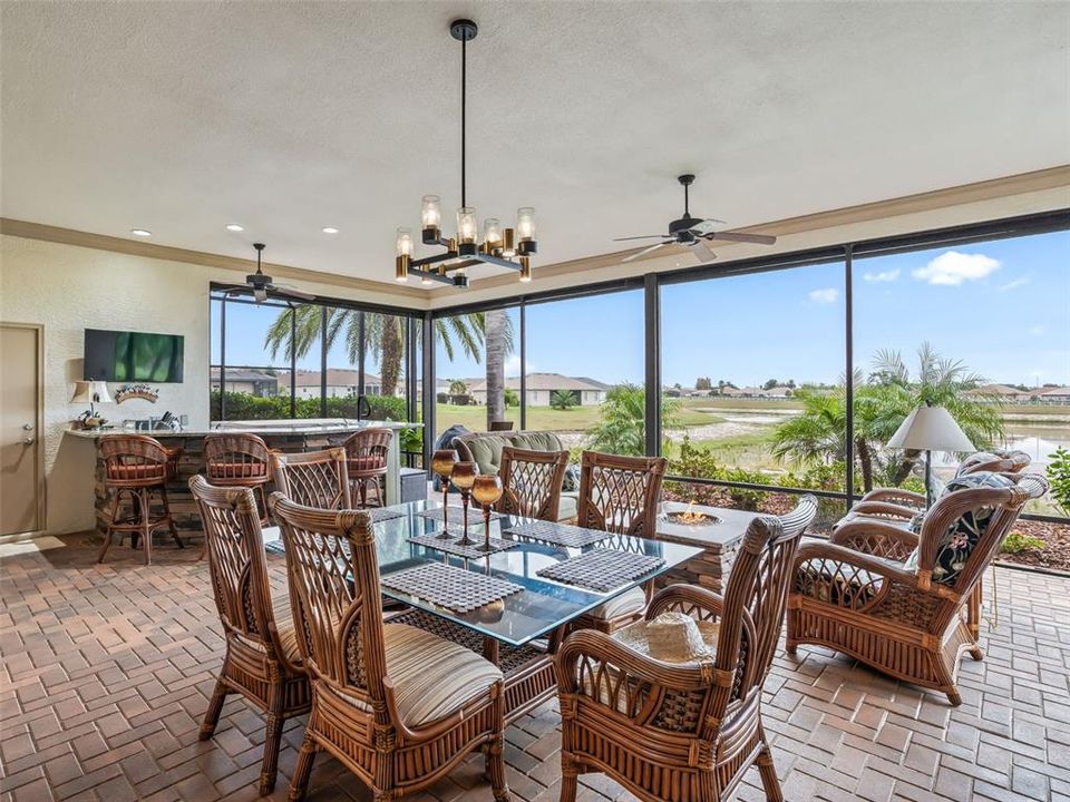 На продажу: $595,000 (3 спален, 2 ванн, 2195 Квадратных фут)