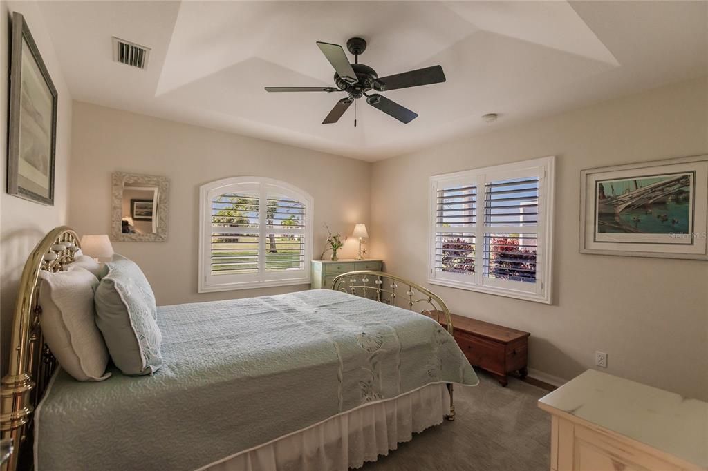 En Venta: $565,000 (3 camas, 2 baños, 2468 Pies cuadrados)