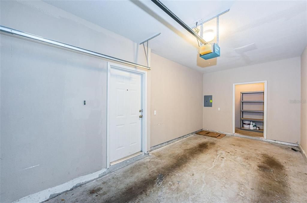 En Renta: $1,950 (2 camas, 2 baños, 1250 Pies cuadrados)