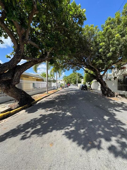 For Rent: $6,500 (4 beds, 2 baths, 2900 Square Feet)