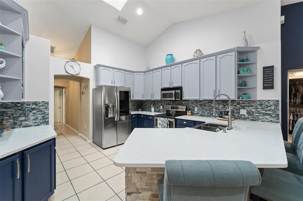 На продажу: $435,000 (3 спален, 2 ванн, 1978 Квадратных фут)