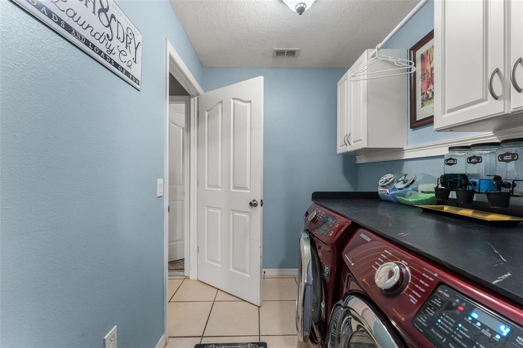 На продажу: $435,000 (3 спален, 2 ванн, 1978 Квадратных фут)