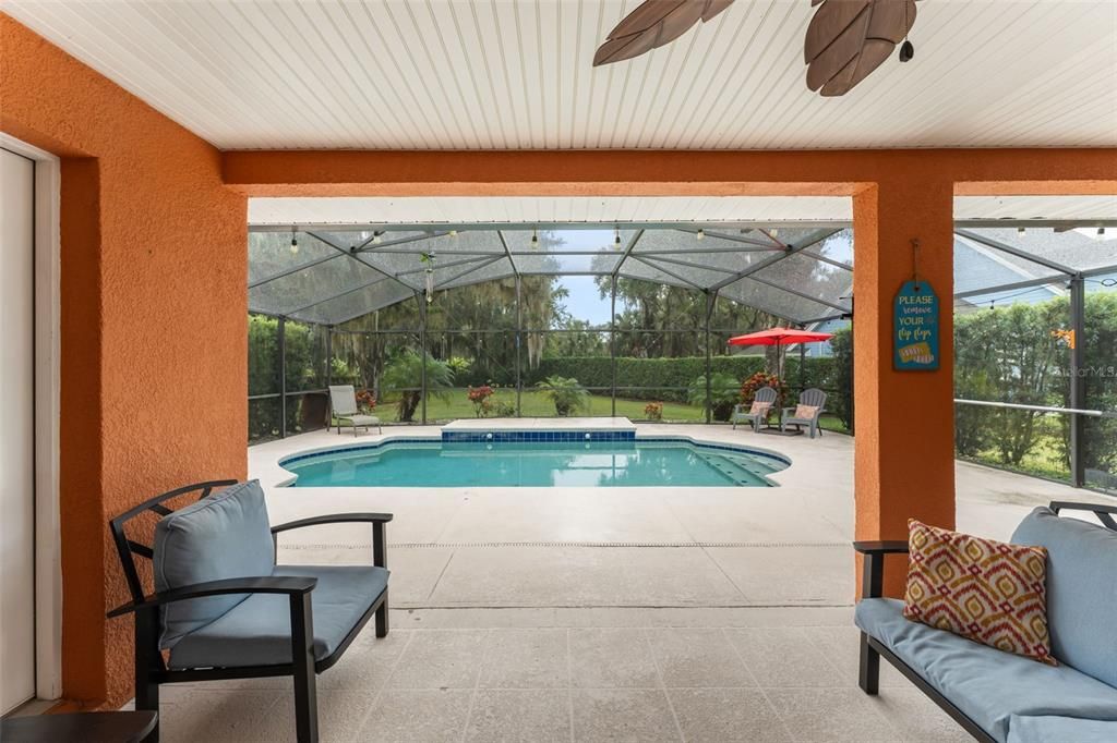 На продажу: $435,000 (3 спален, 2 ванн, 1978 Квадратных фут)