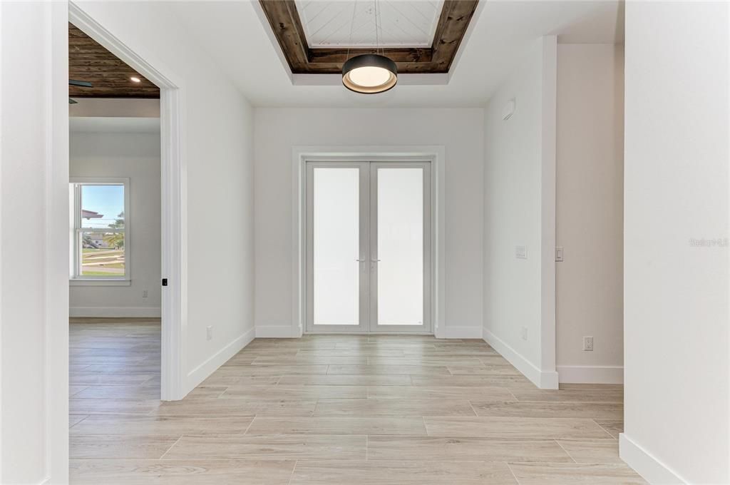 For Sale: $1,399,000 (3 beds, 2 baths, 2437 Square Feet)