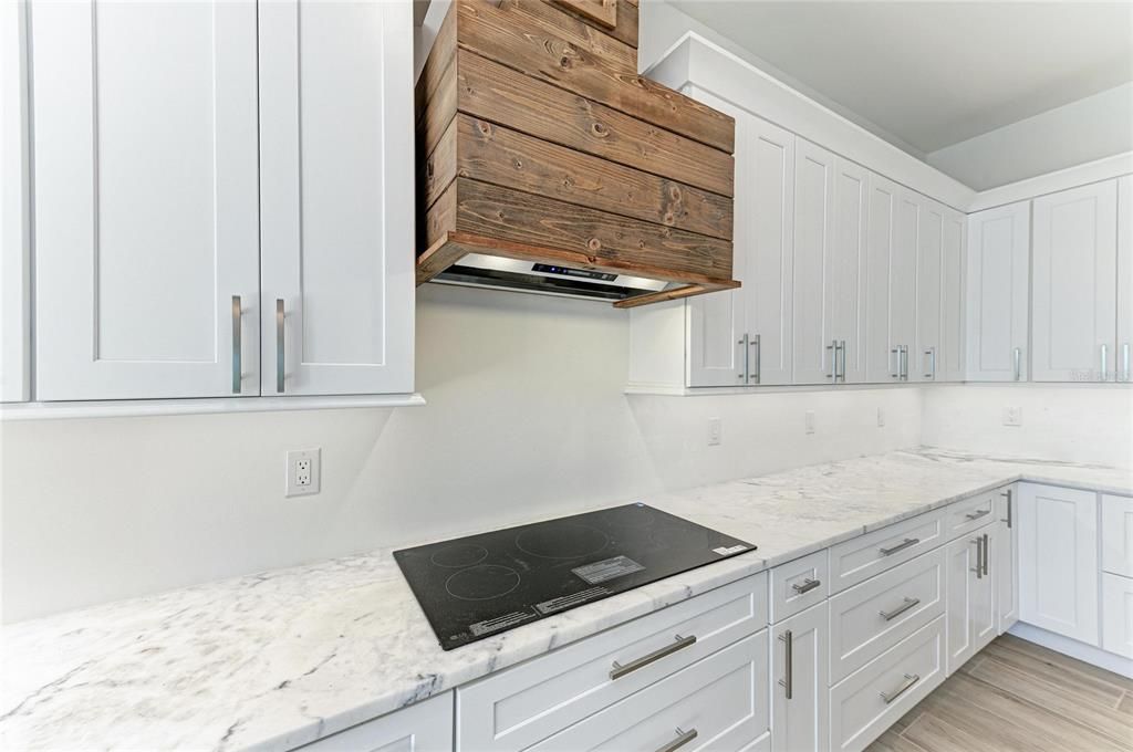 For Sale: $1,399,000 (3 beds, 2 baths, 2437 Square Feet)