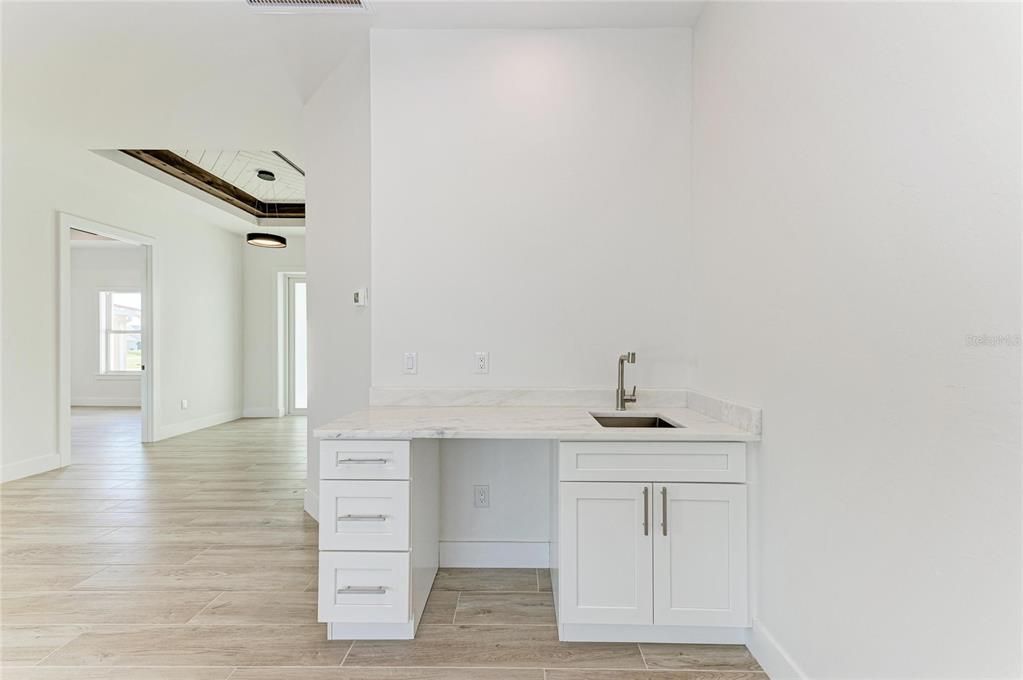 For Sale: $1,399,000 (3 beds, 2 baths, 2437 Square Feet)