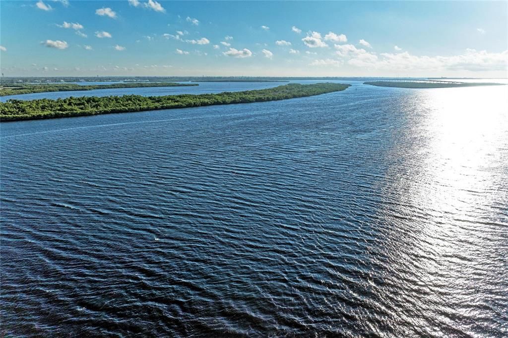 For Sale: $1,399,000 (3 beds, 2 baths, 2437 Square Feet)