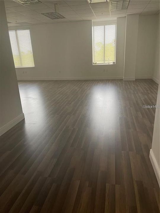 На продажу: $310,000 (0 спален, 0 ванн, 723 Квадратных фут)