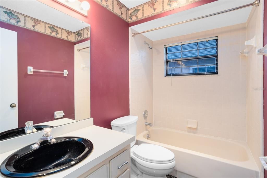 出租: $2,195 (2 贝兹, 2 浴室, 1408 平方英尺)