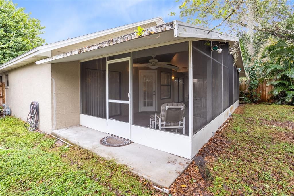 出租: $2,195 (2 贝兹, 2 浴室, 1408 平方英尺)