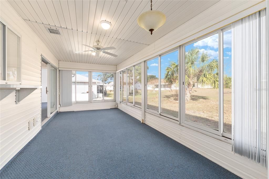 待售: $235,000 (2 贝兹, 2 浴室, 1388 平方英尺)