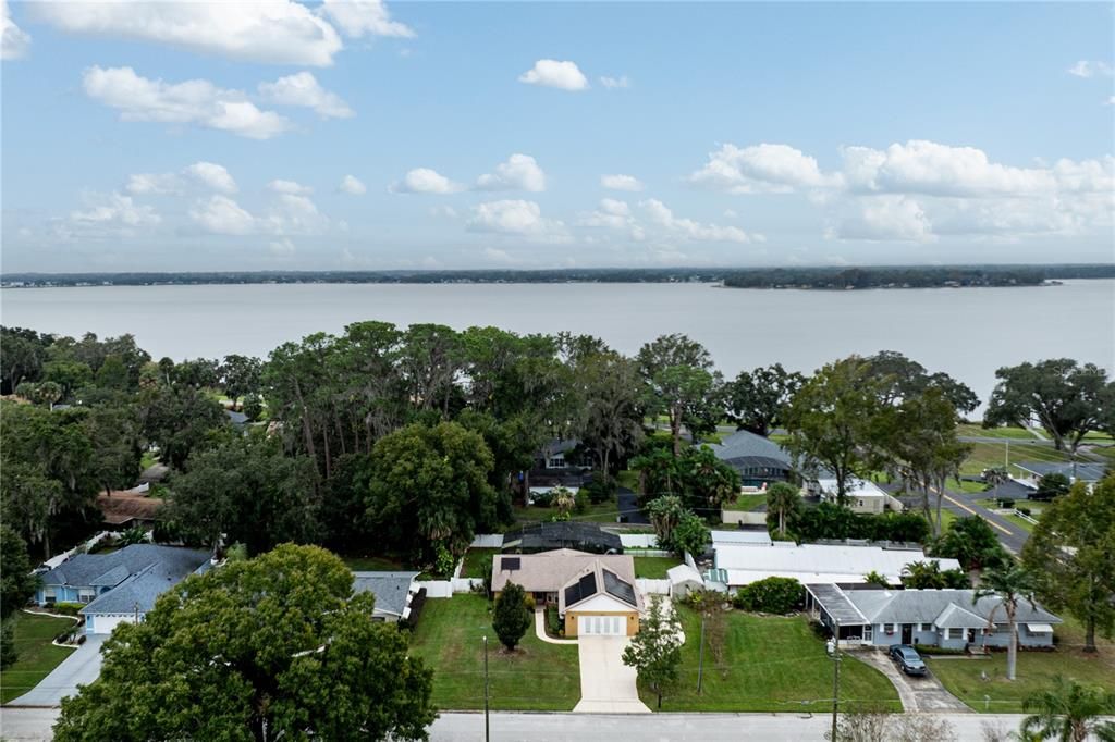 На продажу: $449,000 (4 спален, 2 ванн, 2069 Квадратных фут)