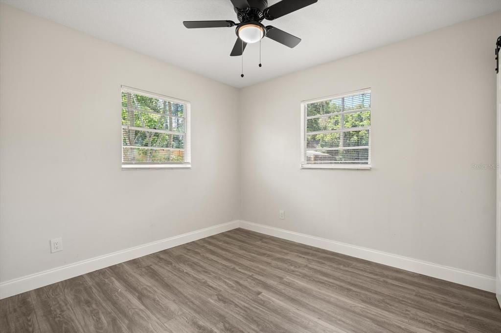 For Sale: $315,000 (3 beds, 2 baths, 1100 Square Feet)