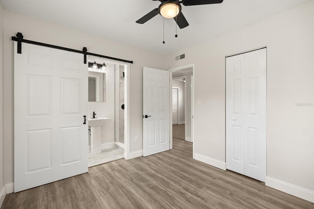 For Sale: $315,000 (3 beds, 2 baths, 1100 Square Feet)