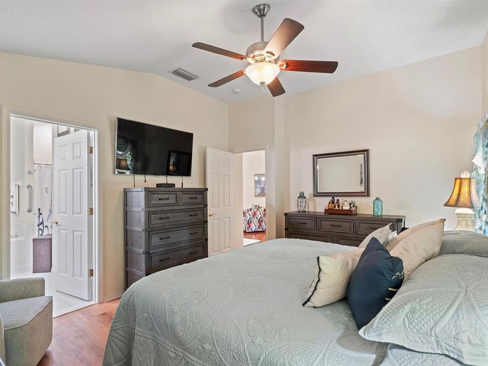 En Venta: $475,000 (3 camas, 2 baños, 1628 Pies cuadrados)