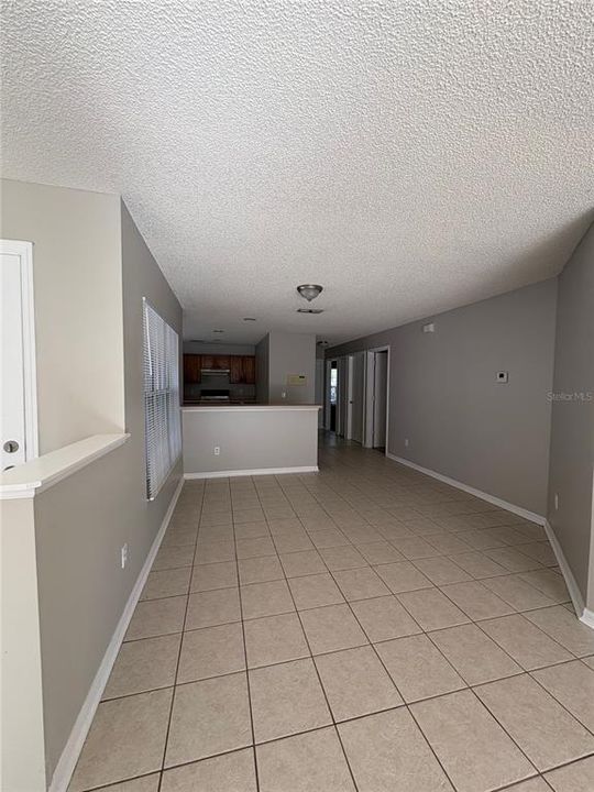 出租: $2,100 (3 贝兹, 2 浴室, 1349 平方英尺)