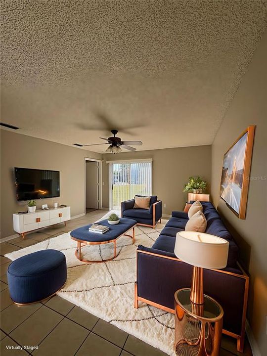 出租: $2,100 (3 贝兹, 2 浴室, 1349 平方英尺)