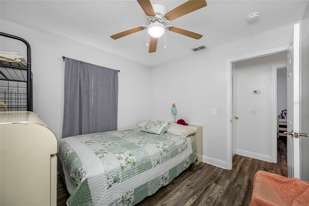 待售: $365,000 (3 贝兹, 2 浴室, 1200 平方英尺)