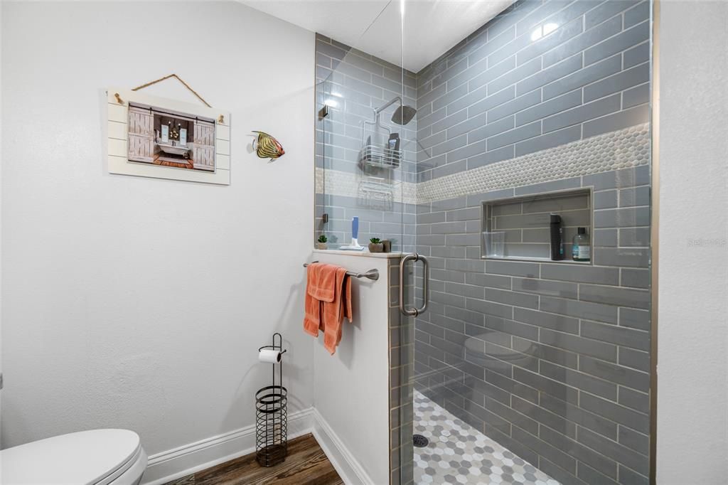 待售: $365,000 (3 贝兹, 2 浴室, 1200 平方英尺)