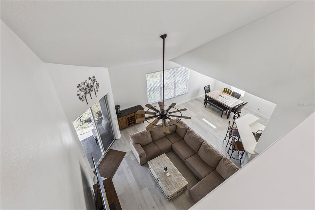 En Venta: $489,500 (4 camas, 2 baños, 2503 Pies cuadrados)