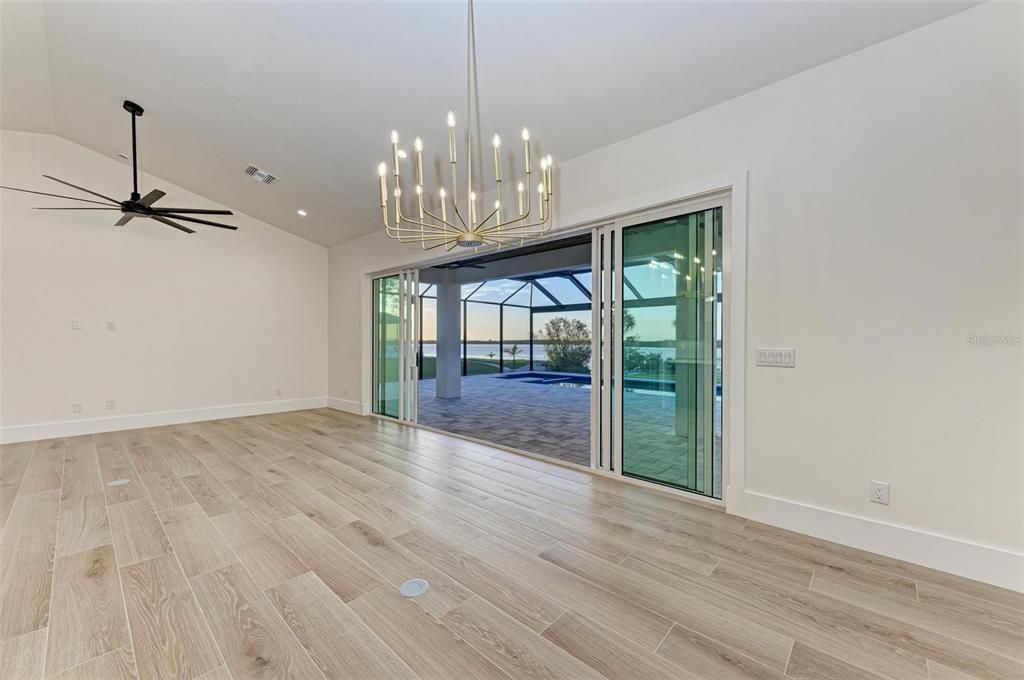 For Sale: $1,950,000 (3 beds, 3 baths, 2369 Square Feet)