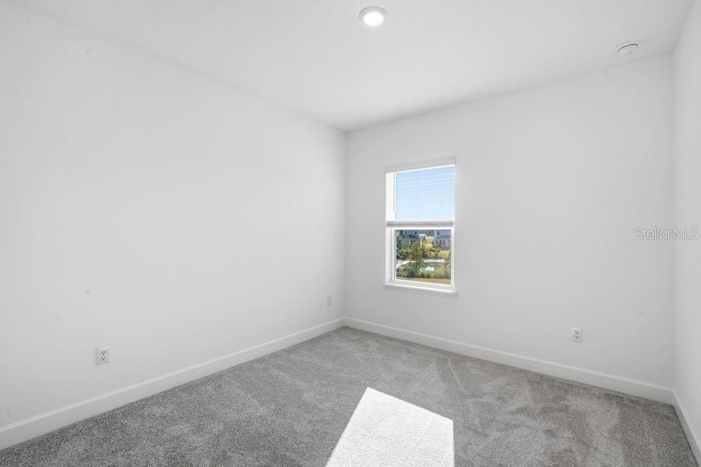 For Sale: $578,999 (4 beds, 3 baths, 2600 Square Feet)