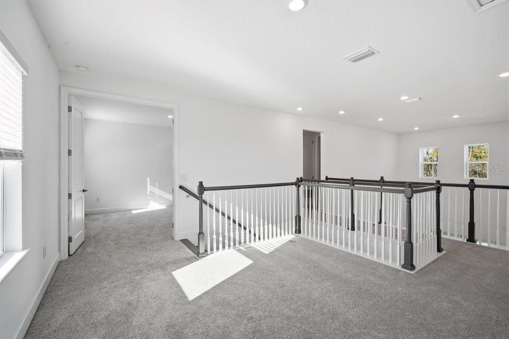 For Sale: $578,999 (4 beds, 3 baths, 2600 Square Feet)