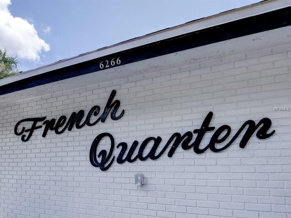 出租: $1,350 (1 贝兹, 1 浴室, 575 平方英尺)