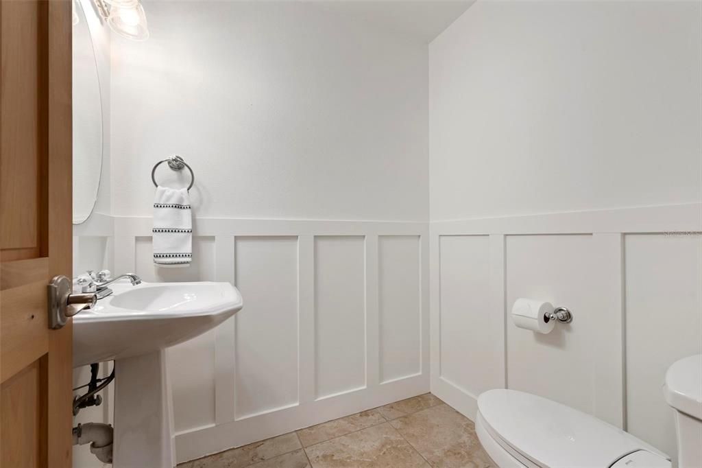 For Sale: $575,000 (4 beds, 2 baths, 2282 Square Feet)