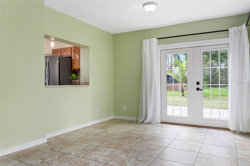 For Sale: $575,000 (4 beds, 2 baths, 2282 Square Feet)